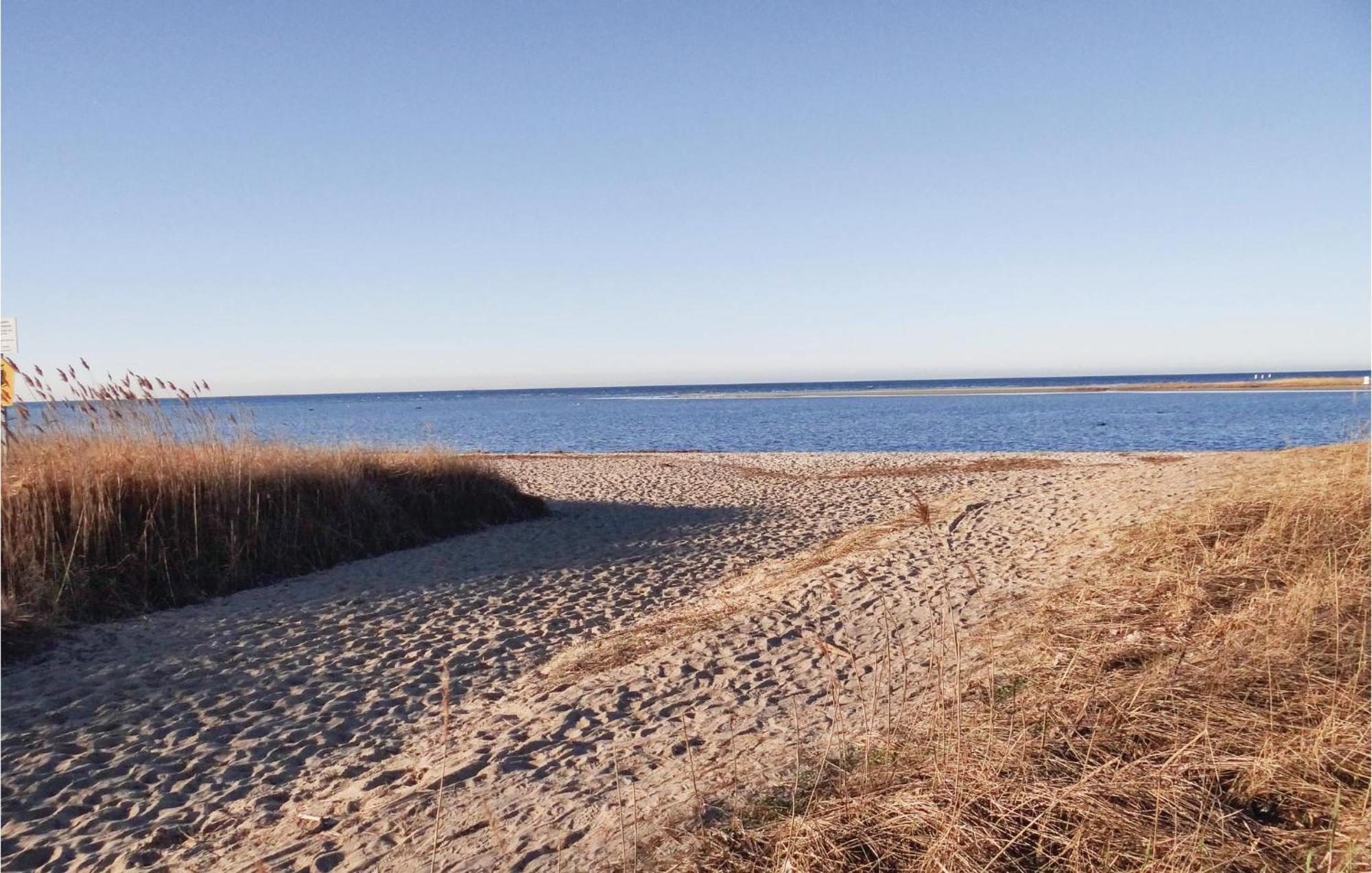Amazing home in Insel Poel with 1 Bedrooms&WiFi Buitenkant foto